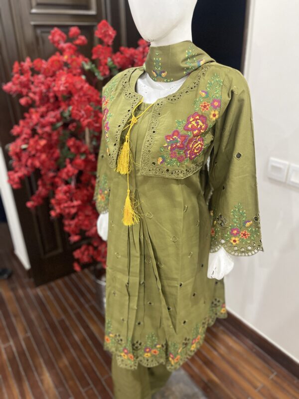 Khadar Green Frock - 3 piece - Image 5